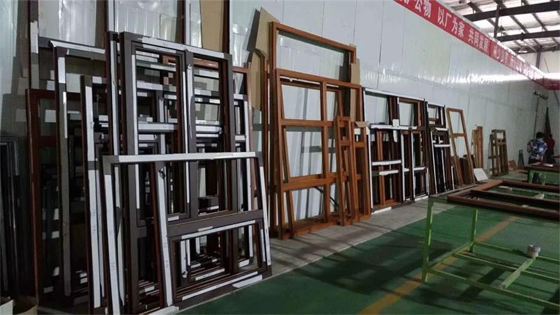 成品车间2.jpg